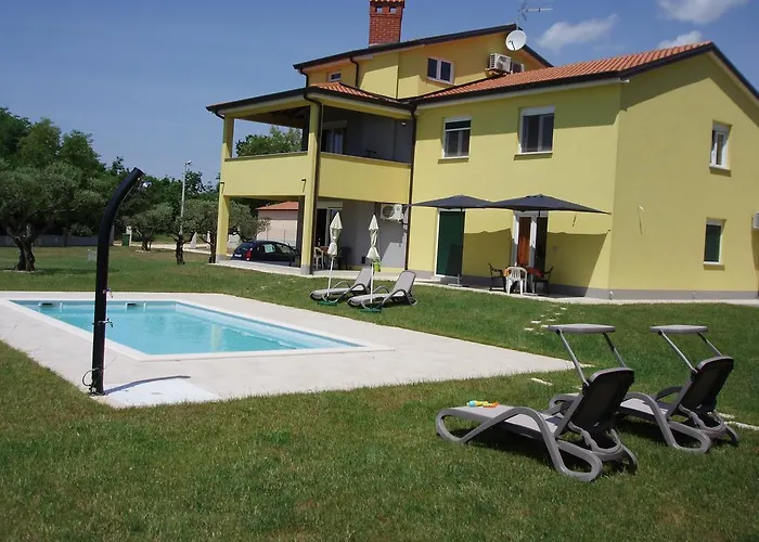 アパート Villanova *