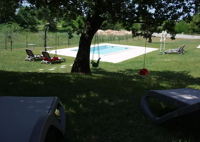 アパート Villanova