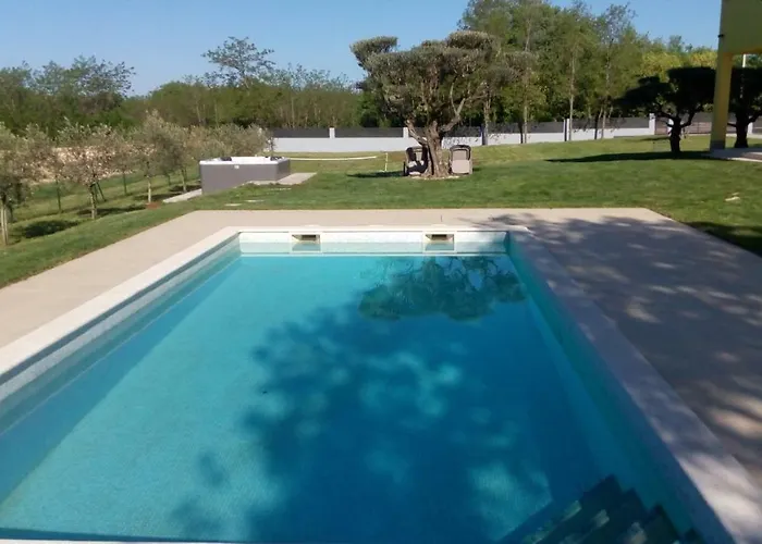 Villanova * Πόρετς